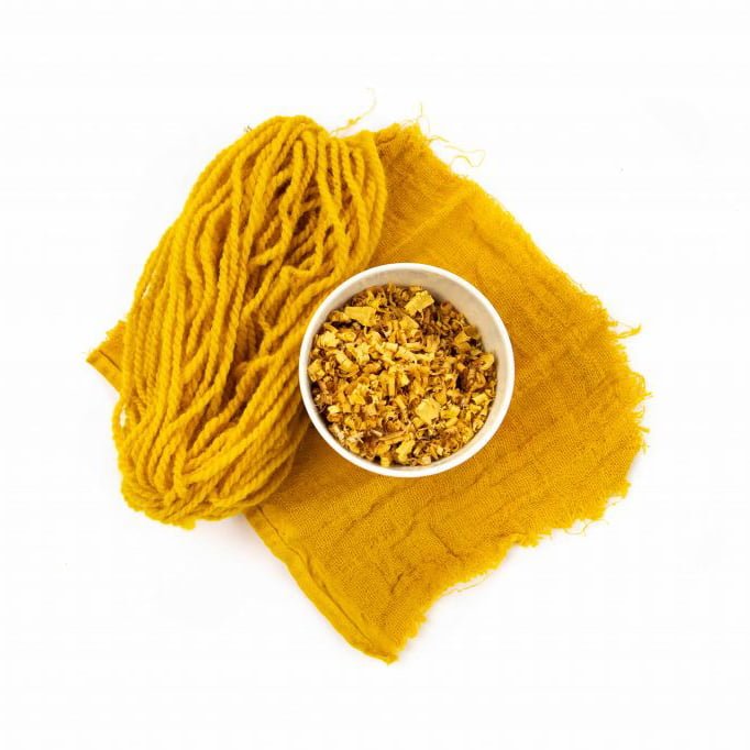 Kremer natural dye Yellow Wood 100g